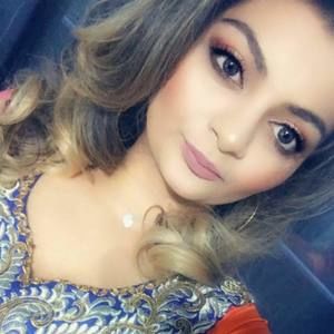 Meet your Posher, Abeer